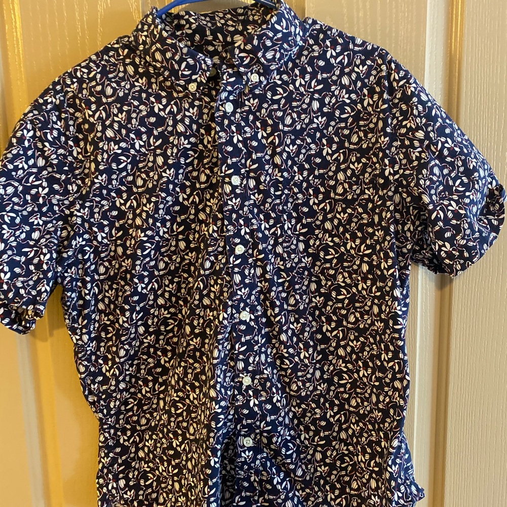 Men’s Patterned Short Sleeved Button Down